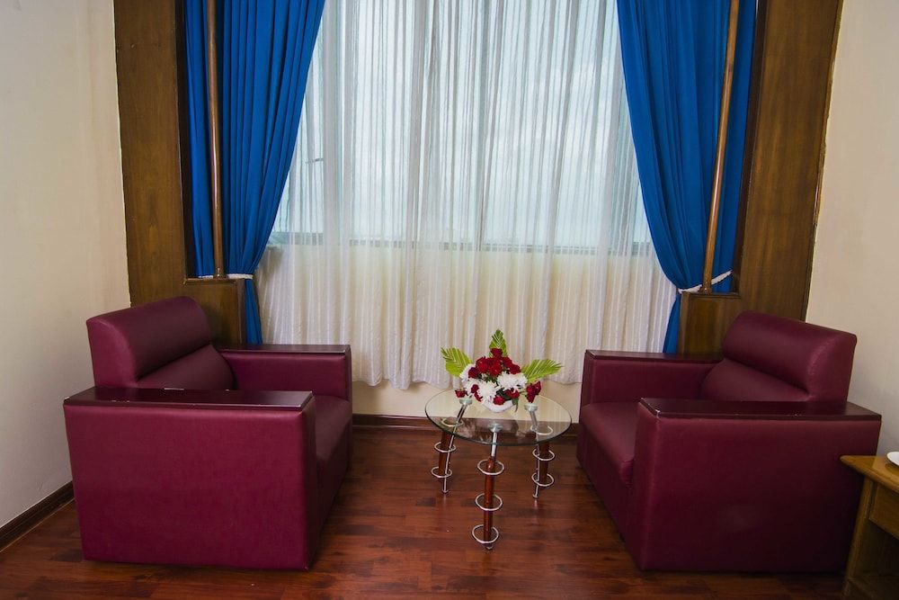 Asia Plaza Hotel Royal Suite 3