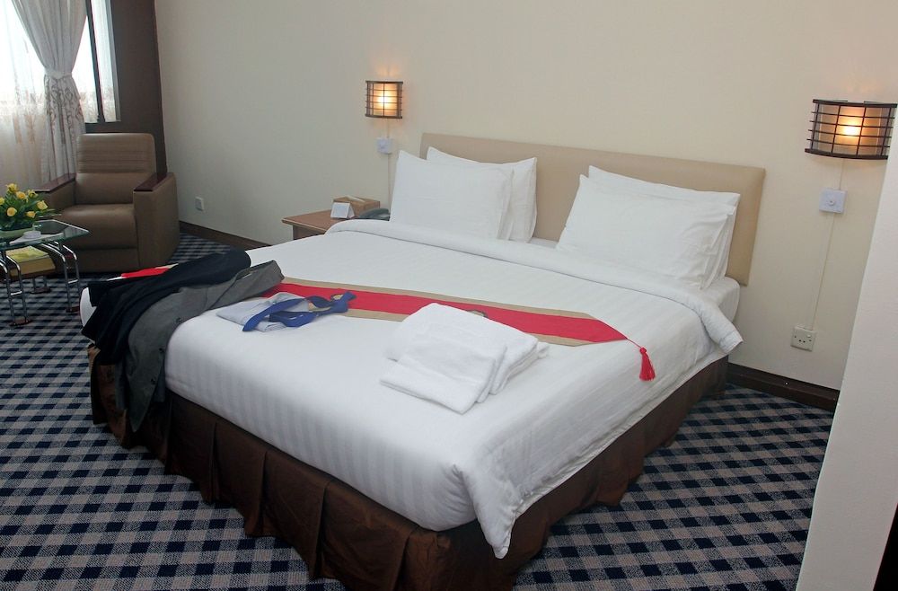 Asia Plaza Hotel Executive Room 14