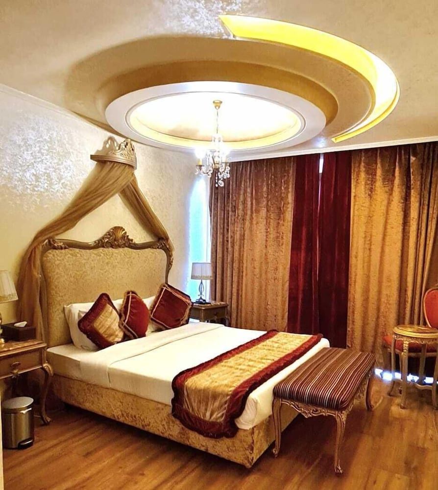 Q Hotel Deluxe Double Room, 1 Bedroom 2