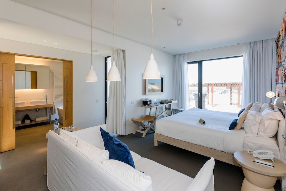 Royal Óbidos Scenic Resort Deluxe Double or Twin Room, Balcony, Golf View 7