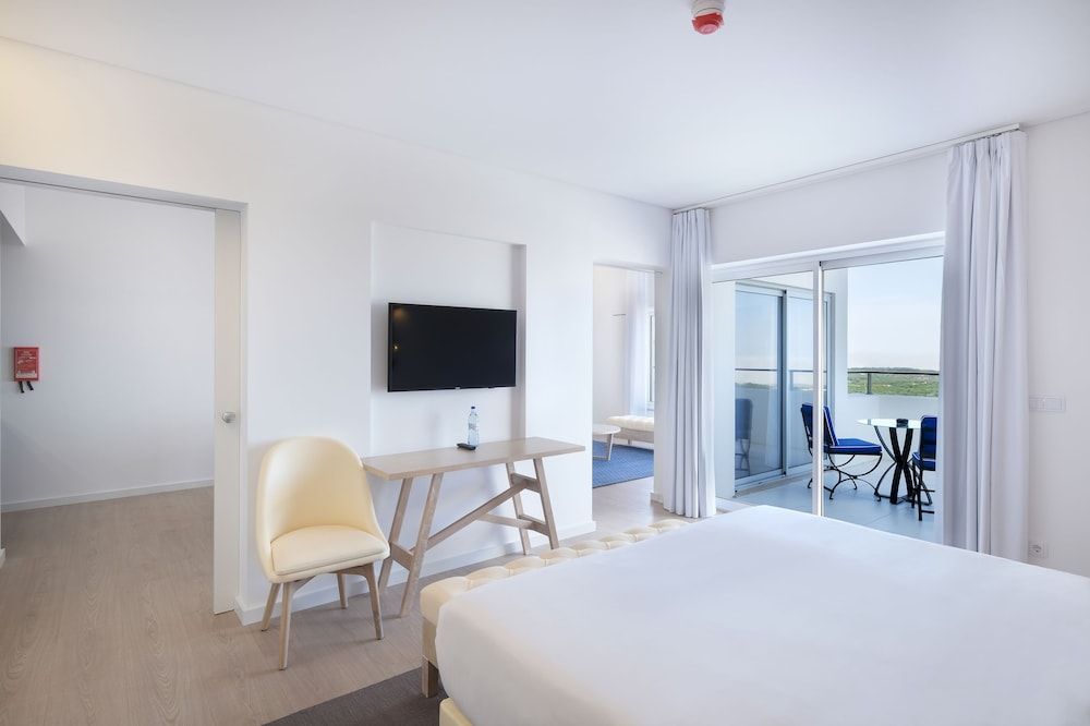 Royal Óbidos Scenic Resort Family Apartment 4