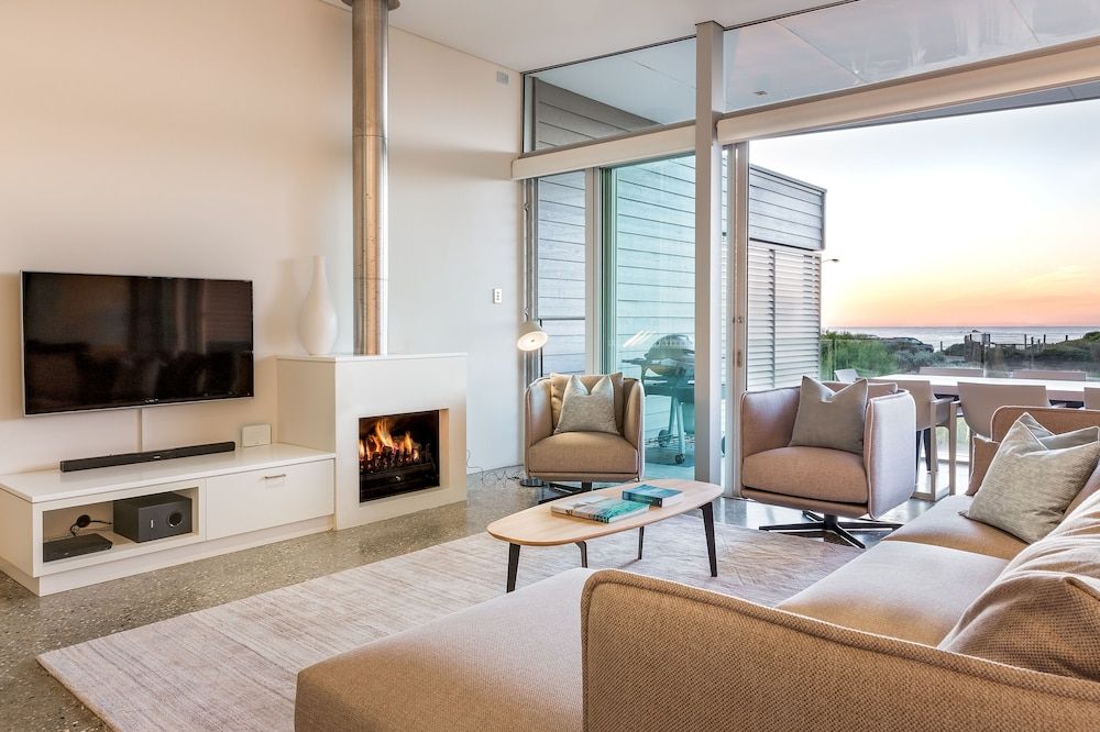 Smiths Beach Resort 2 Bedroom Beach House 5