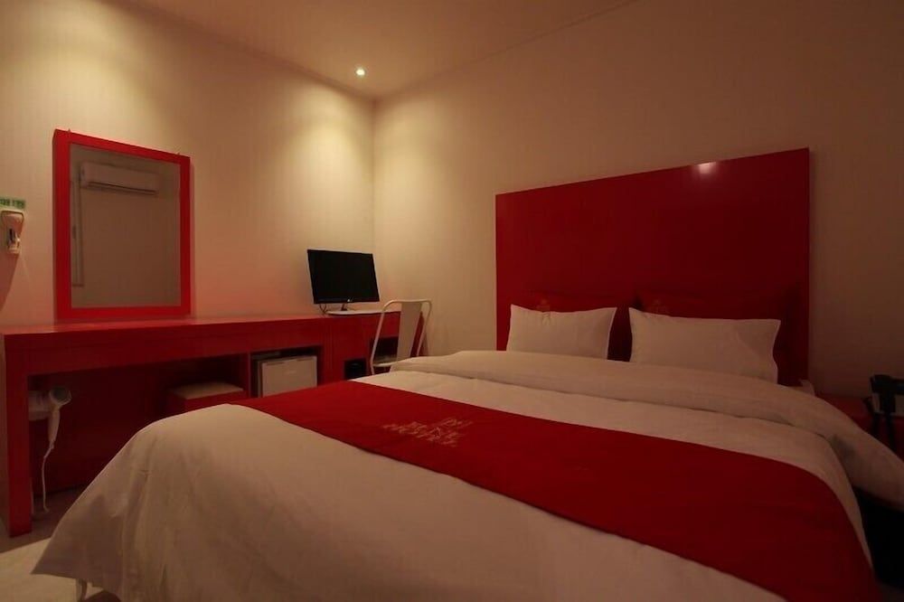 Bene Hotel Standard Double Room 9