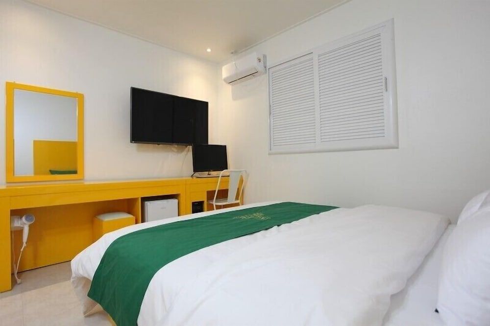 Bene Hotel Standard Double Room 4