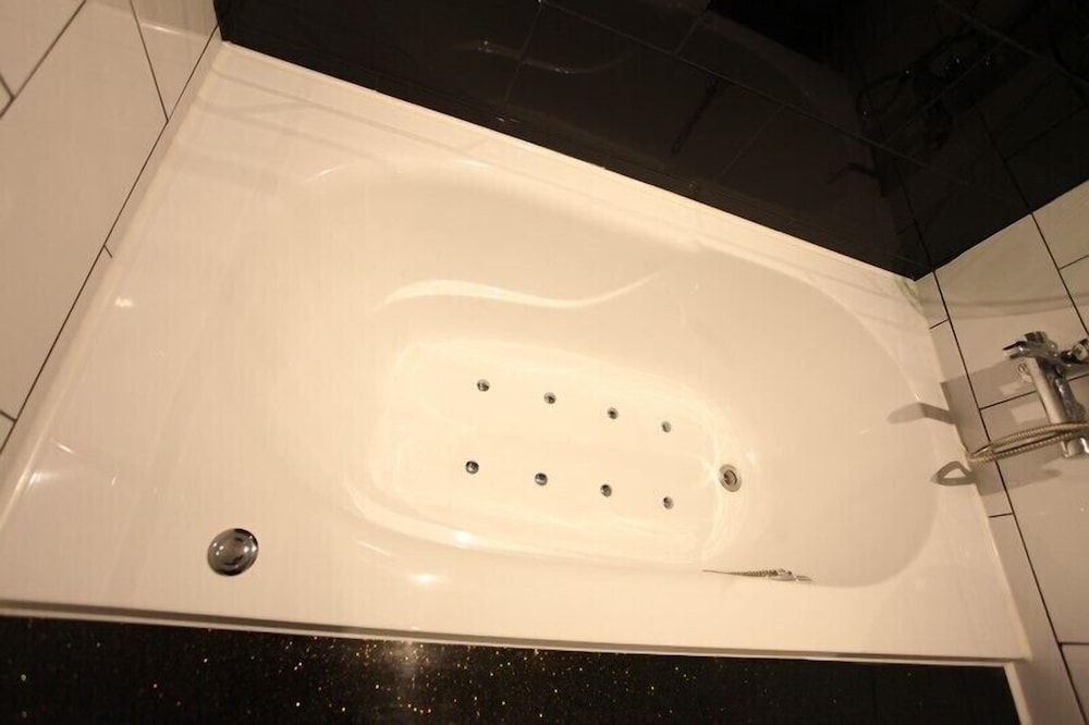 Bene Hotel Deluxe Double Room 13