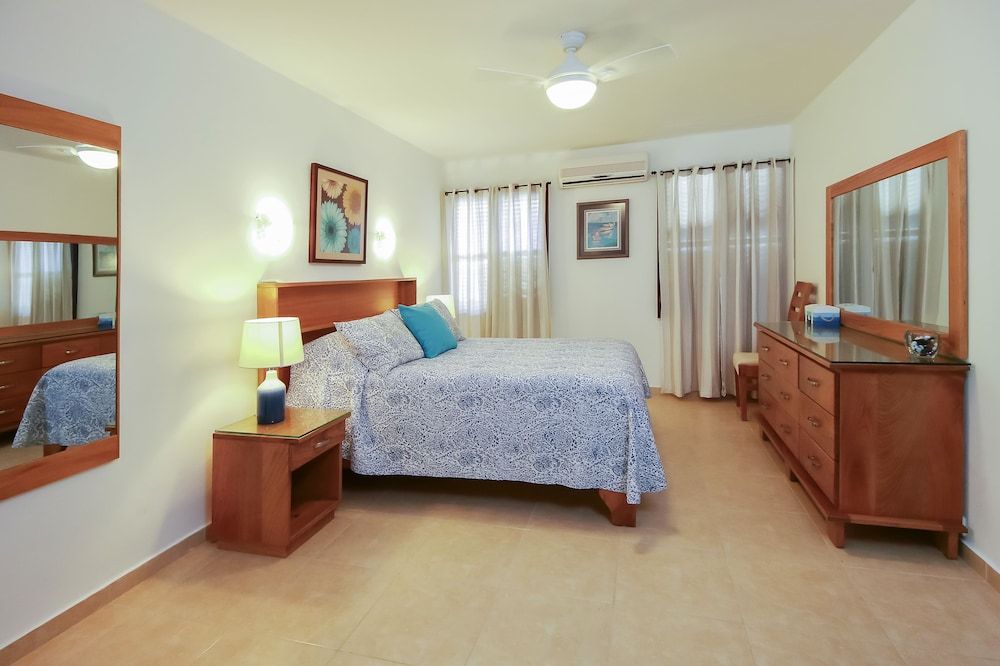 Cabarete Palm Beach Condos Apartment, Ocean View, Beachfront 9