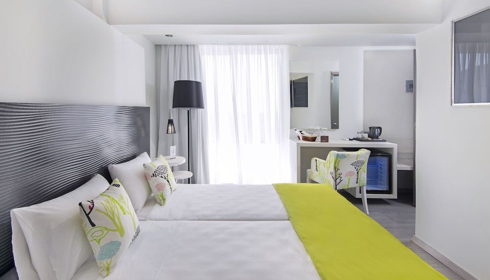 Semiramis City Hotel Standard Room 4