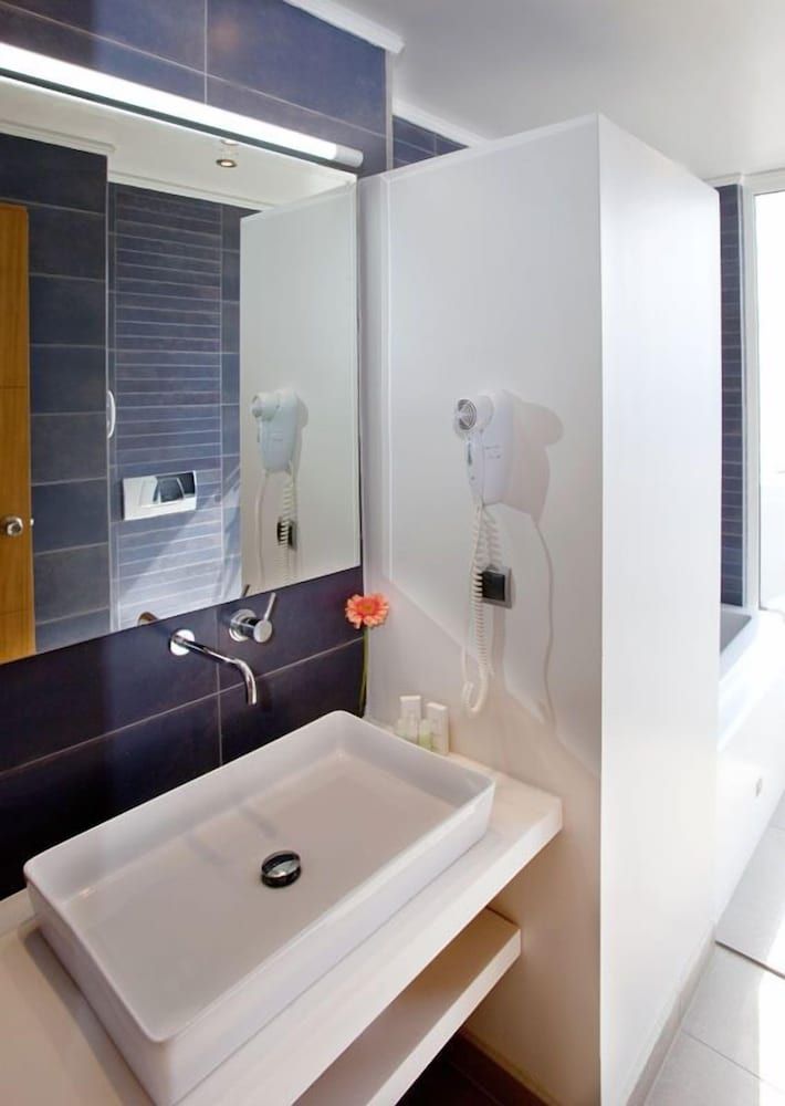 Executive Suite, Panoramic View