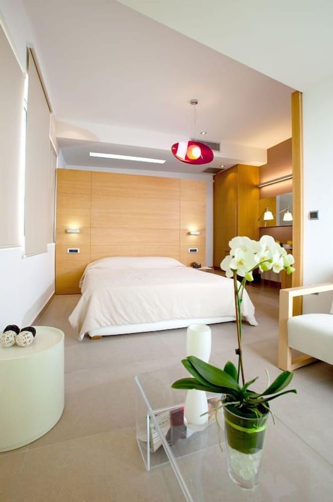 Executive Suite, Panoramic View
