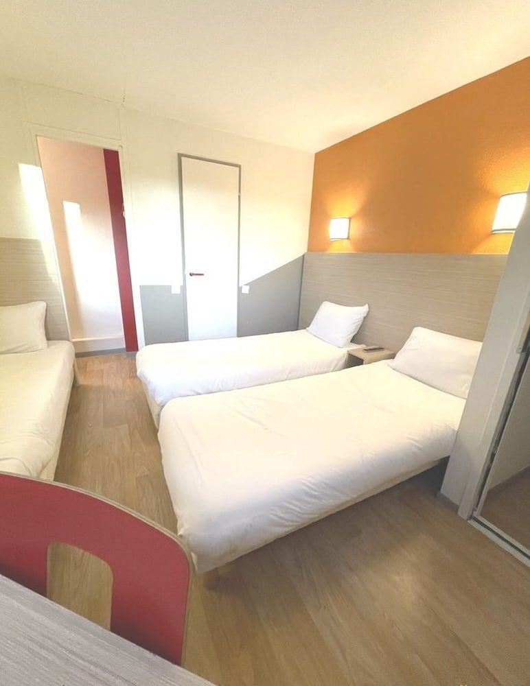 Standard Room, 3 Twin Beds