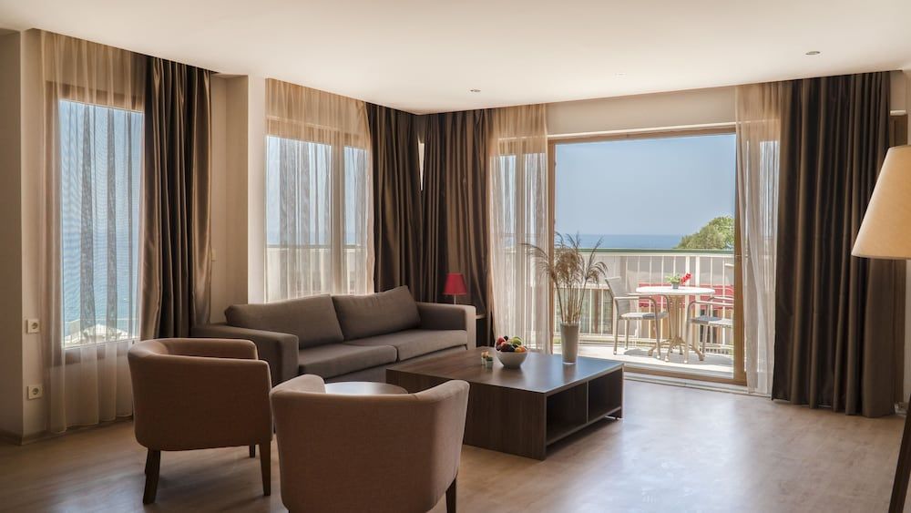 DENIZ SUITE