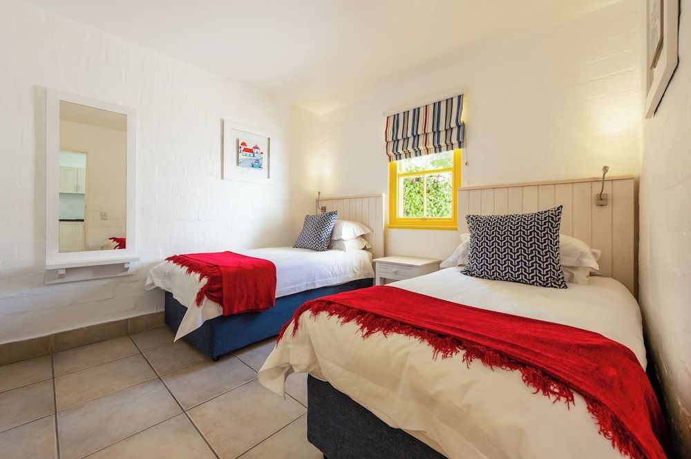 Club Mykonos Langebaan Hillside 1 Bedroom Kaliva 2