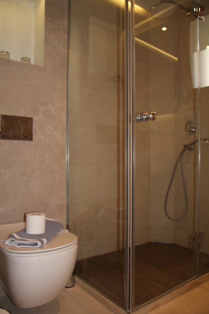 The Flower of Monemvasia Superior Room, Sea View 8