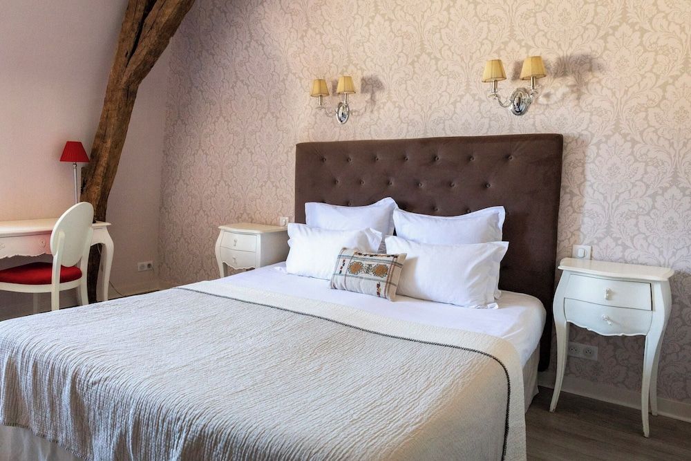 Hotel du Mail Classic Room 5