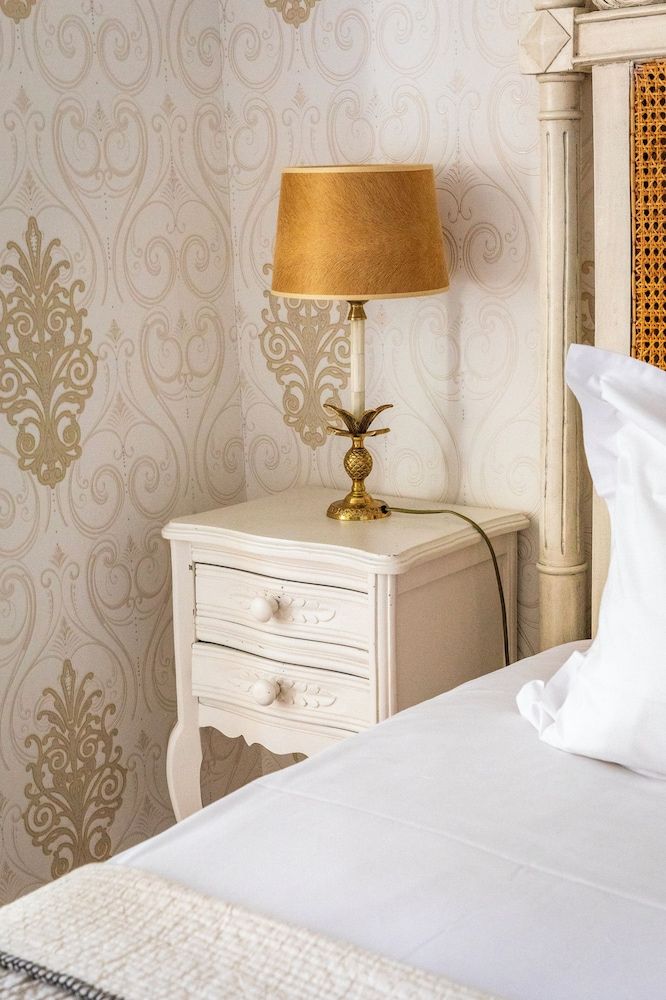 Hotel du Mail Superior Double Room 7