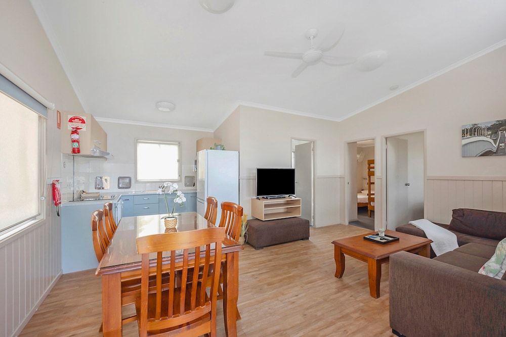 Superior Villa - Sleeps 5
