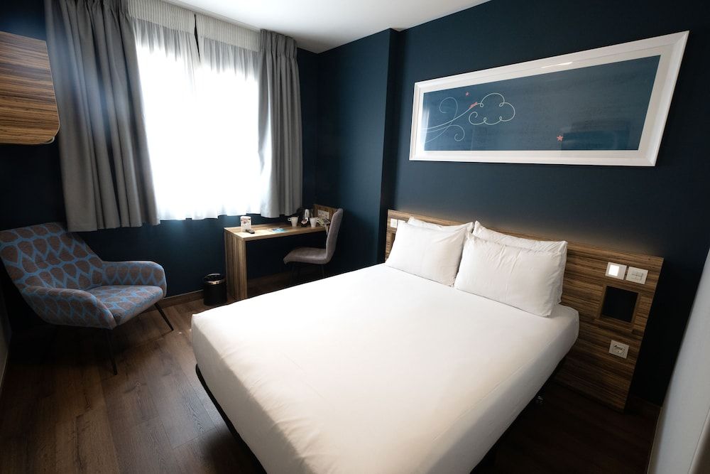 undefined Travelodge Madrid Metropolitano 3