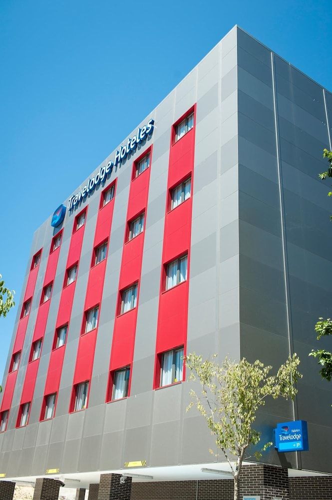 undefined Travelodge Madrid Metropolitano 8