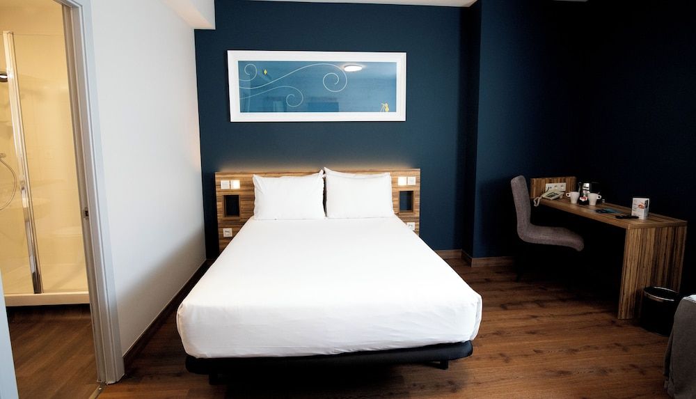 undefined Travelodge Madrid Metropolitano 9