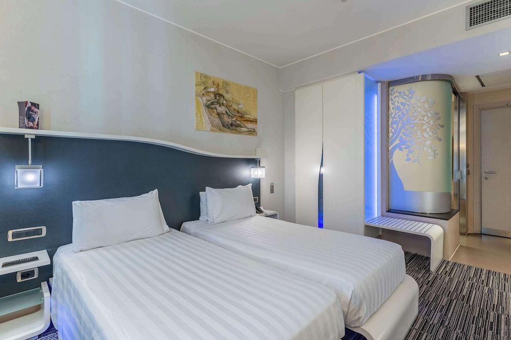 Best Western Premier Hotel Royal Santina Comfort Room, 2 Twin Beds 3