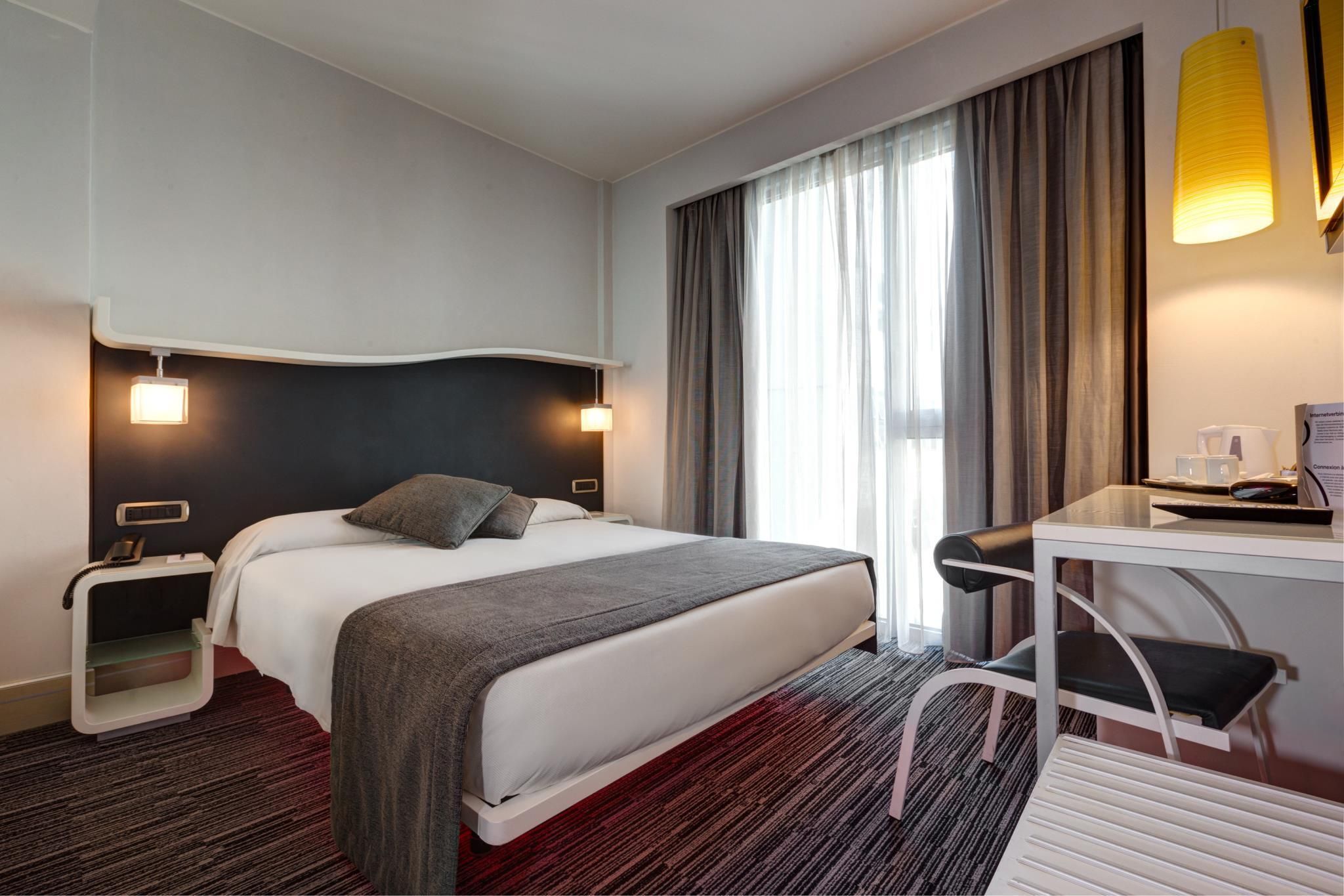 Small Double Room with 160cm Width Bed