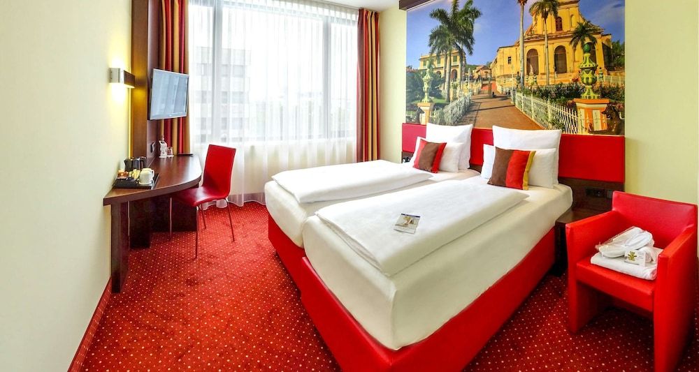 undefined Best Western Plus Plaza Berlin Kurfuerstendamm 2