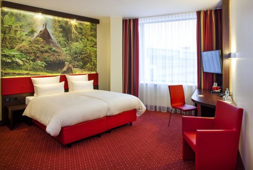 undefined Best Western Plus Plaza Berlin Kurfuerstendamm 8