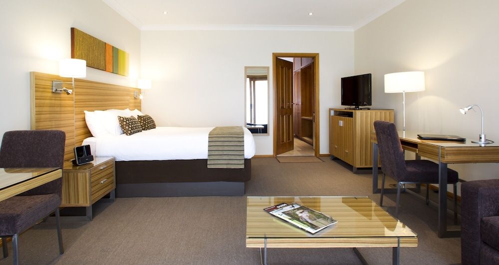 Julie-Anna Inn, Bendigo Queen Room 2