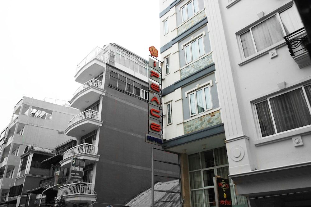 IPeace Hotel