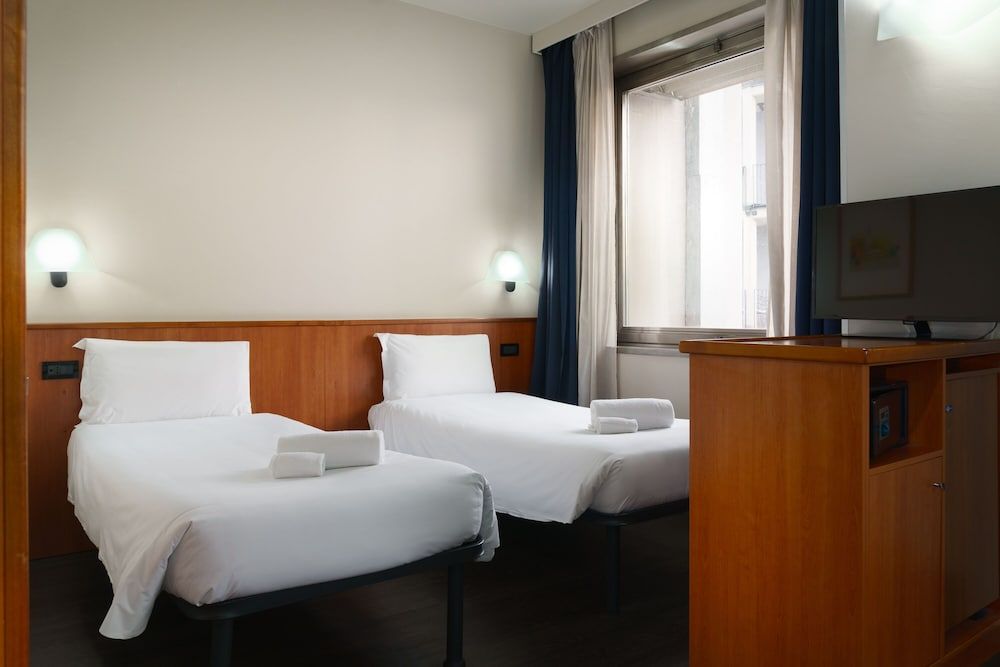 Standard Quadruple Room, Accessible, Non Smoking