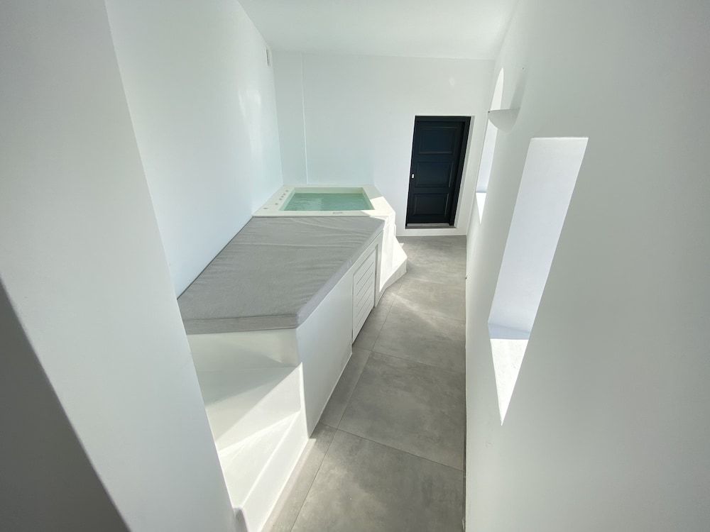 Panorama Suites- Adults only Executive Suite 15