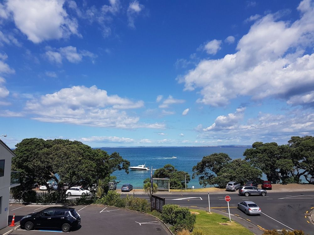 Whangaparaoa Lodge Motel Premium Deluxe Studio 3