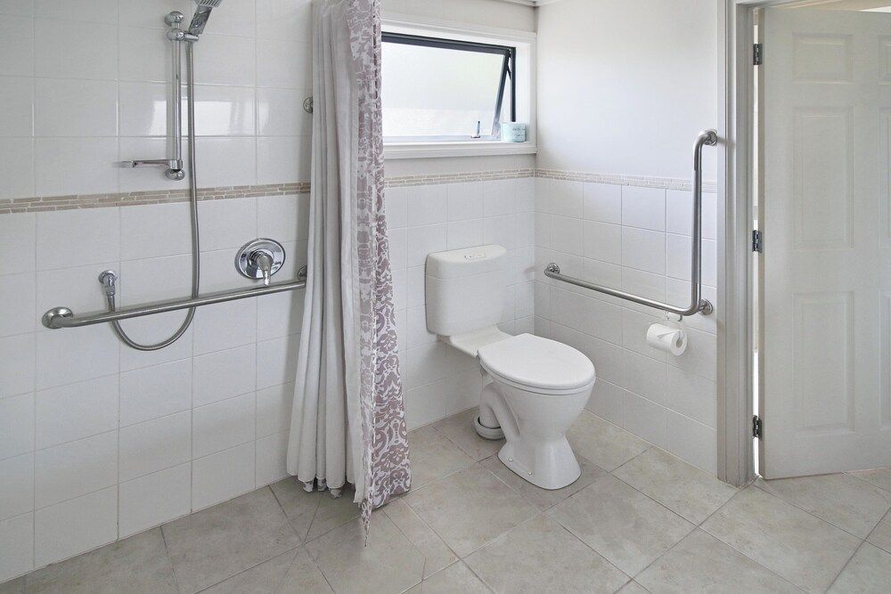 Whangaparaoa Lodge Motel Studio 5