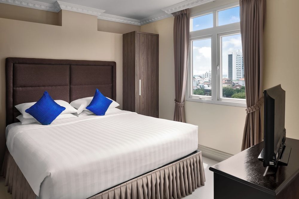 undefined Palace Gate Hotel & Residence by EHM 5