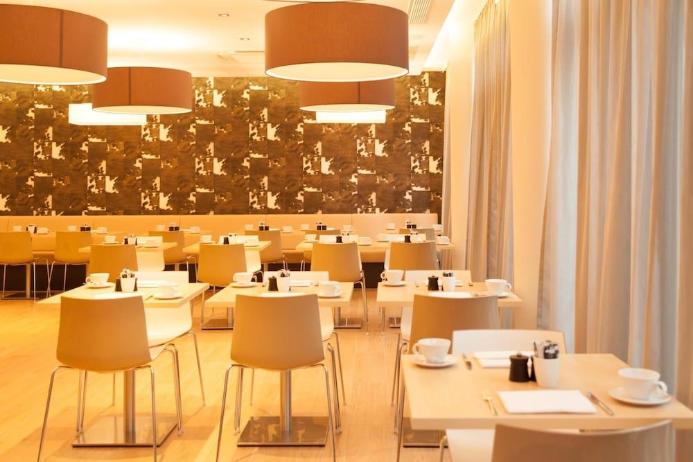 undefined relexa hotel München 7