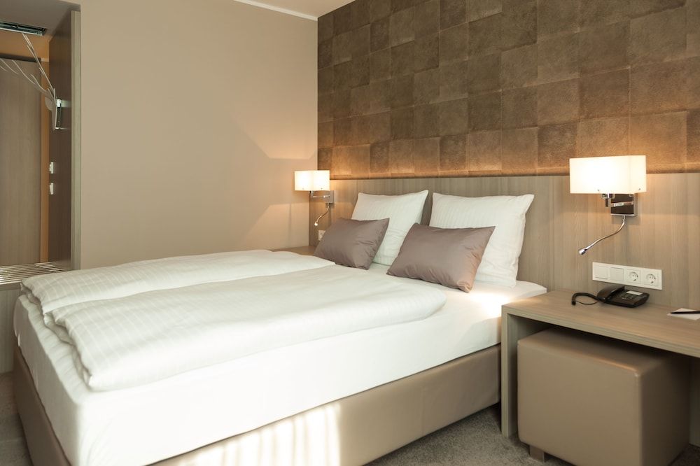 relexa hotel München Comfort Double Room 4