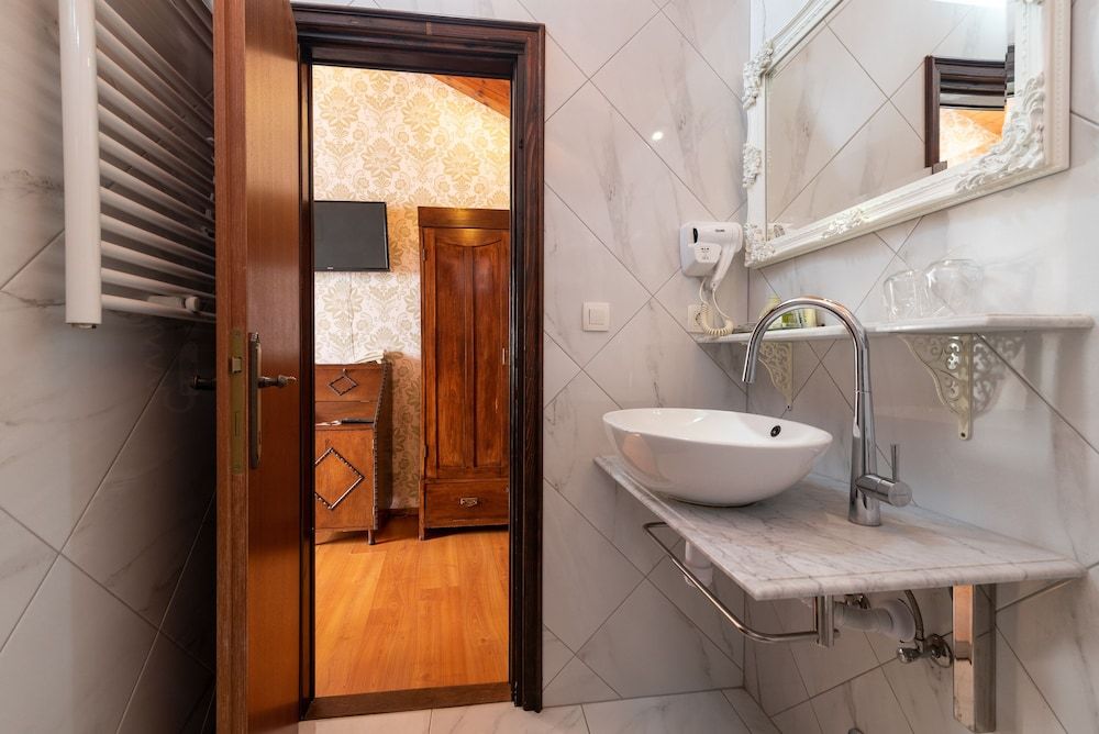 Hotel Pasike Standard Double Room 19