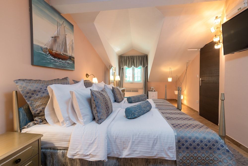 Hotel Pasike Standard Double Room 12