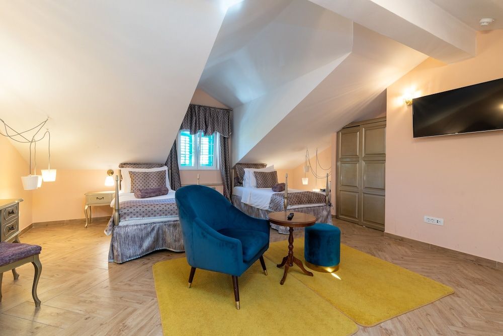 Hotel Pasike Standard Double Room 13