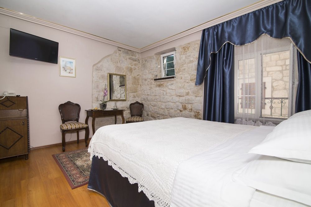 Hotel Pasike Standard Double Room 3