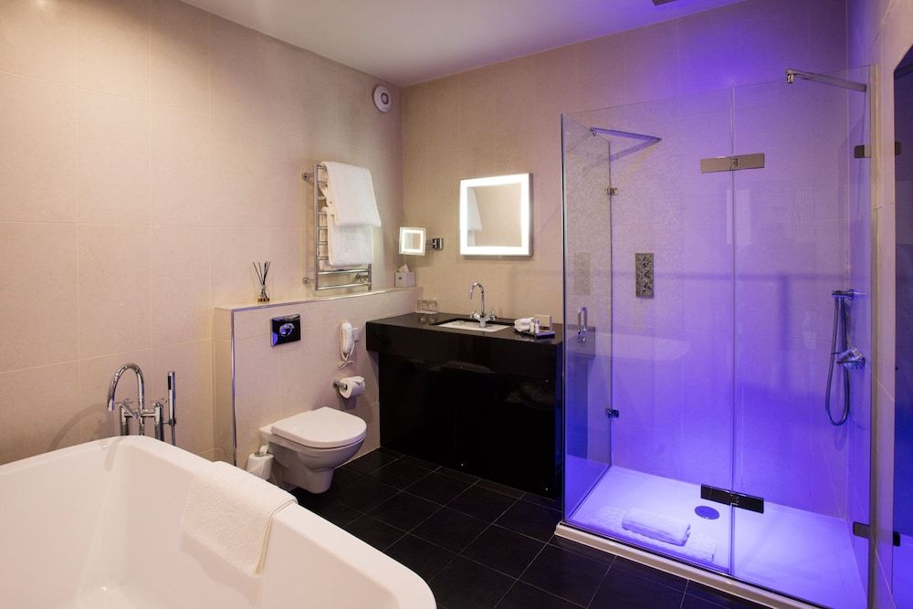 Great Fosters - A Small Luxury Hotel Splendid Historic Suite 21