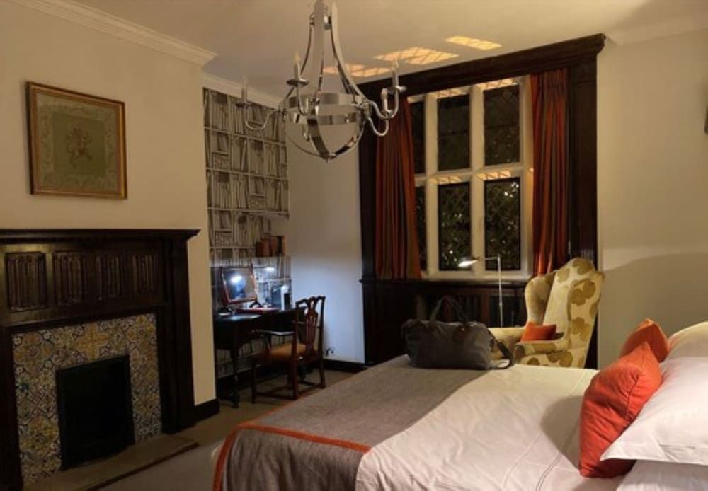 Great Fosters - A Small Luxury Hotel Splendid Historic Suite 13