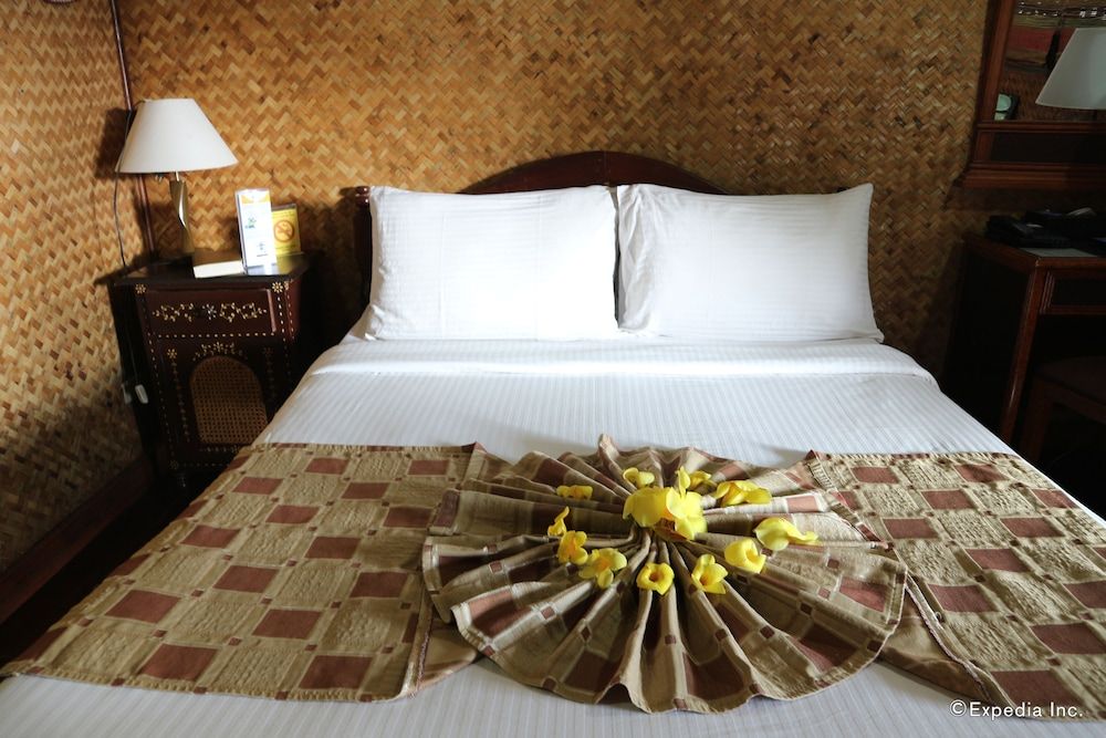 Puerto Pension Deluxe Double or Twin Room 4