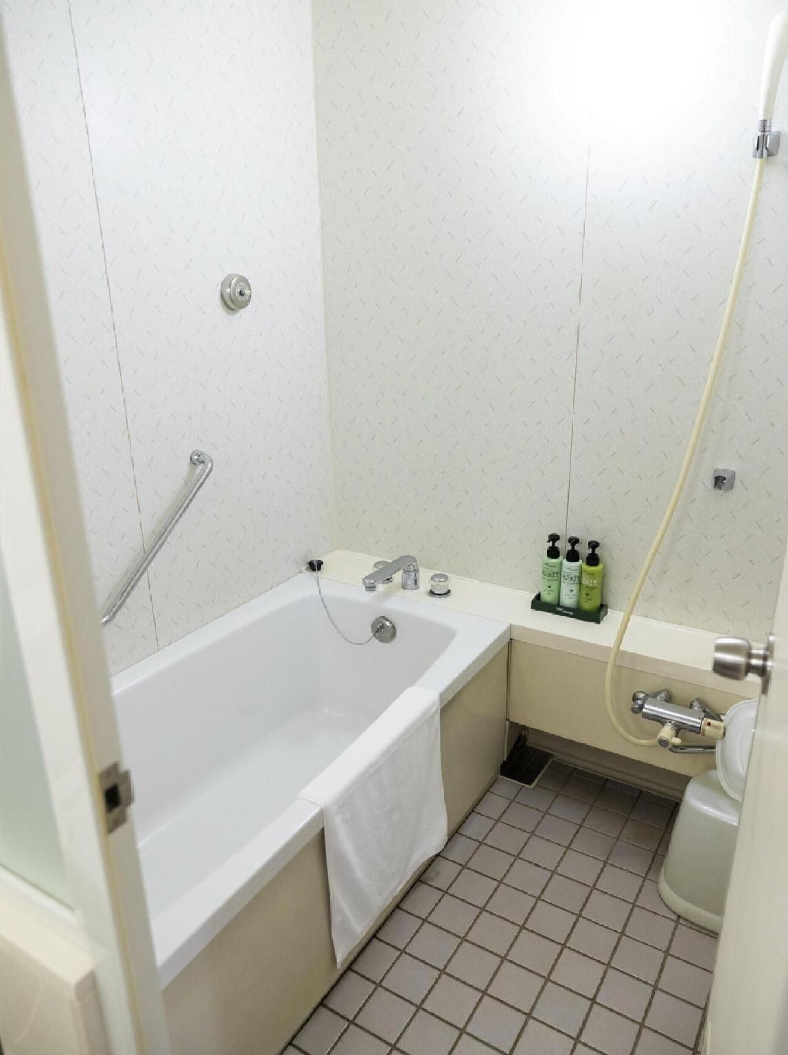 Ariston Hotel Kobe Standard Twin Non-Smoking 3