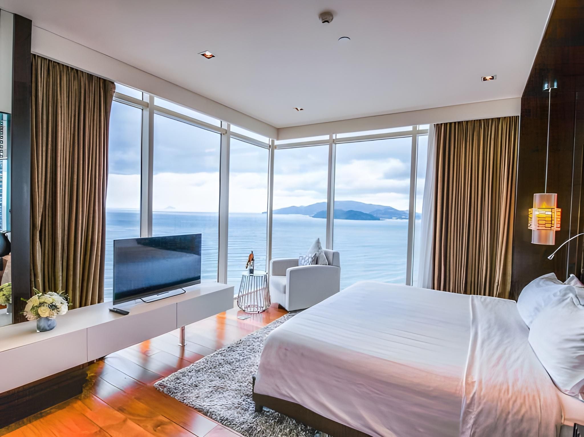 Four Bedroom Grand Suite