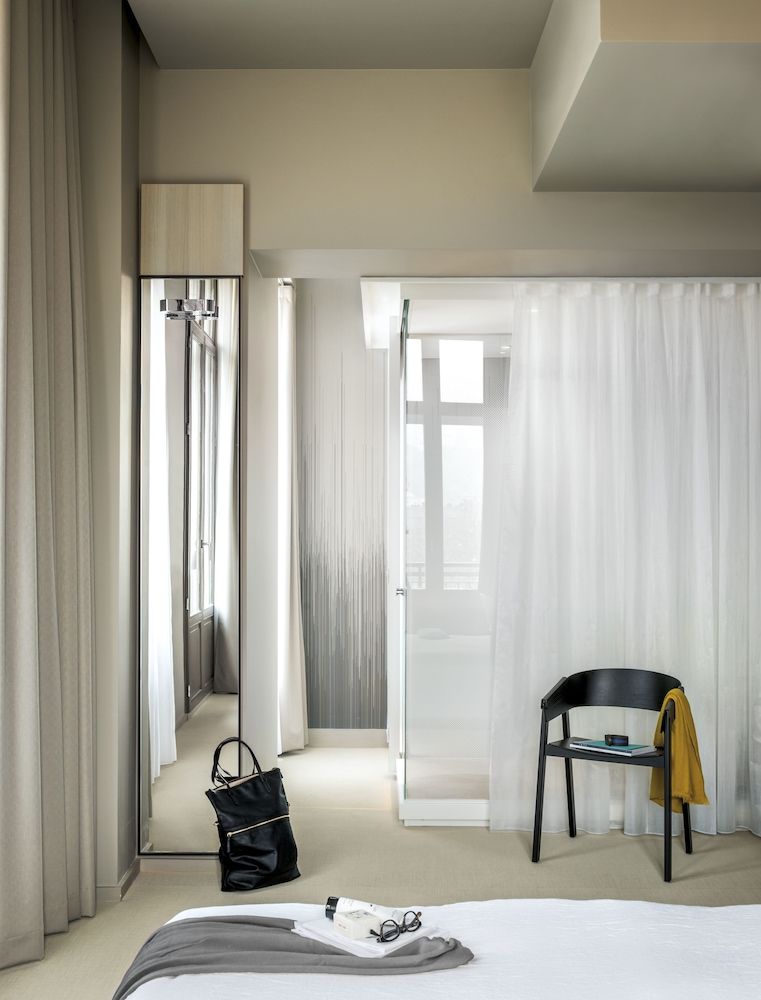 OKKO Hotels Lyon Centre Classic Double Room (snacks & drinks self service in the Lounge Club) 20