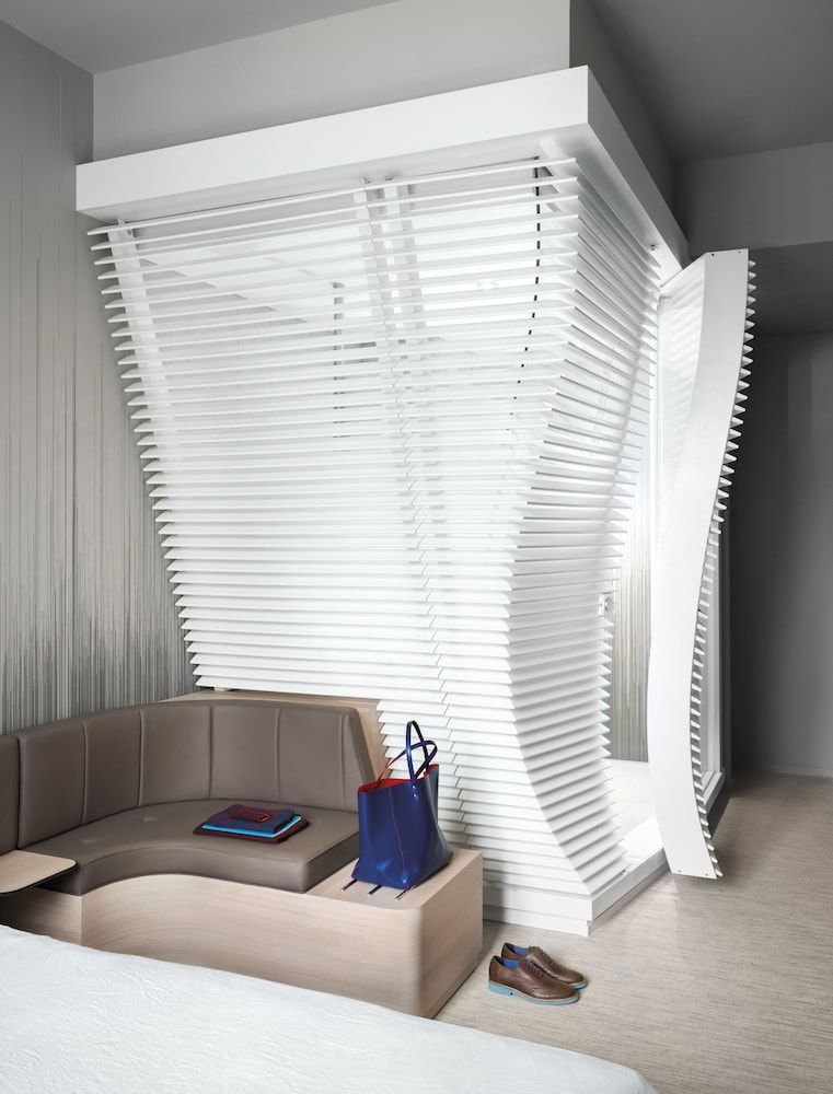 OKKO Hotels Lyon Centre Classic Double Room (snacks & drinks self service in the Lounge Club) 22