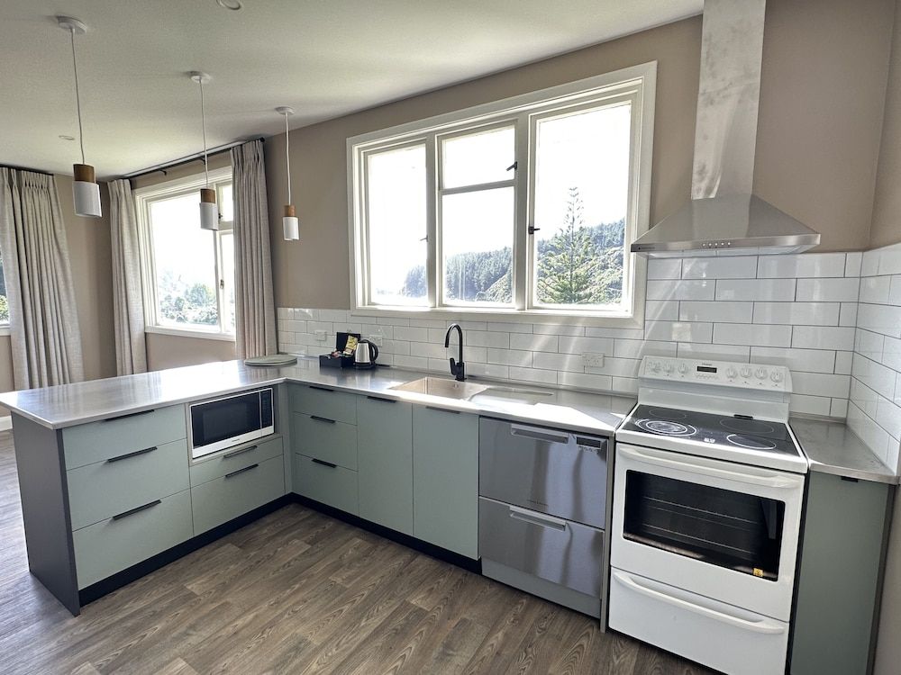 Silverstream Retreat Homestead 3 Bedroom 12