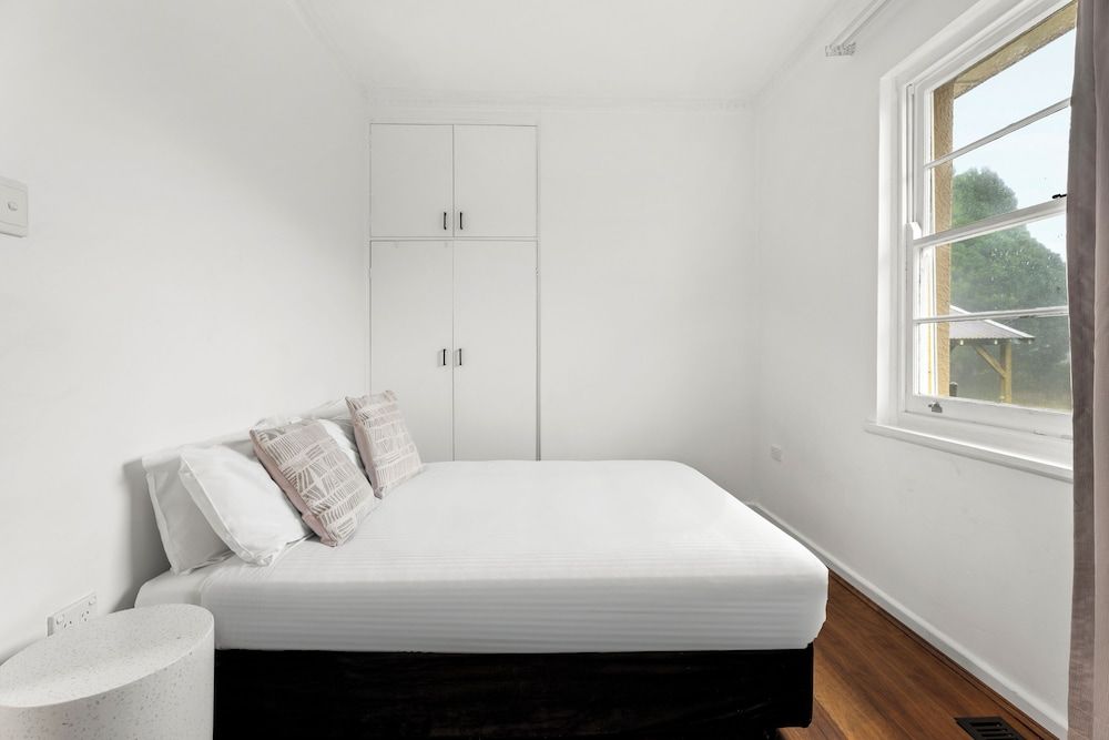 Echo Point Holiday Village Three Sisters Cottage