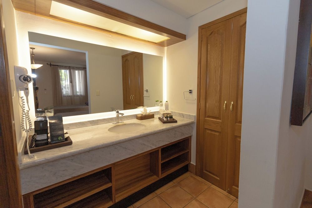 Hotel Boutique Naura Centro Junior Suite, dos camas matrimoniales 9